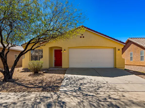 2725 W Silver Creek Lane, San Tan Valley, AZ 85144