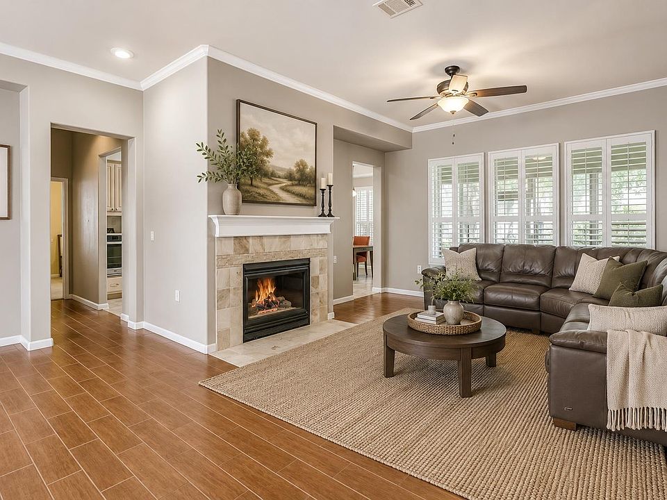 1st image of 102 Wild Rose Dr
