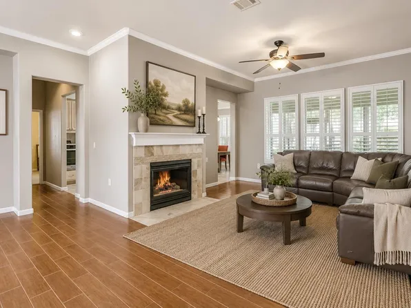 102 Wild Rose Dr, Georgetown, TX 78633