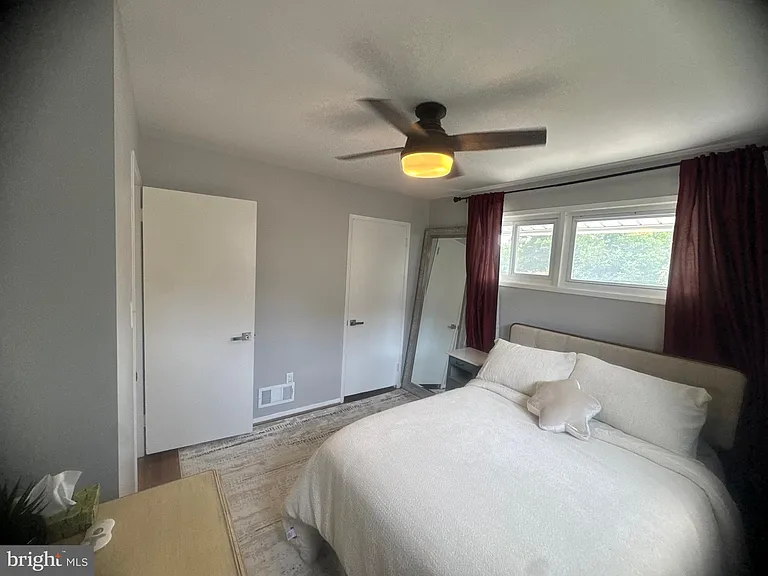6315 Willowood Ln — Photo 9