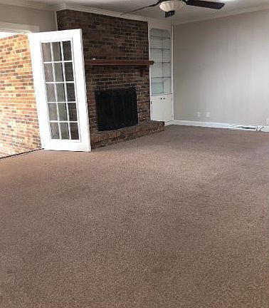 4th image of 1407 N Berkeley Blvd