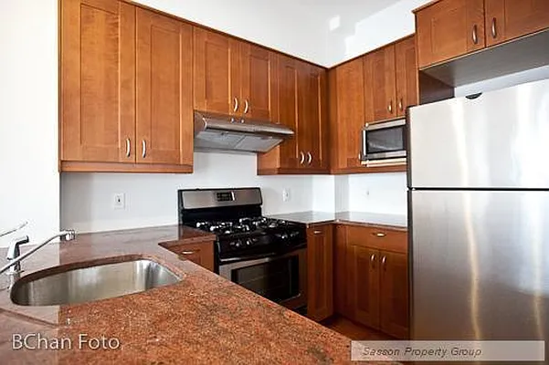 Rented by E Property Group | media 25