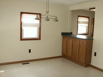5th image of 384 Potawatomi Dr