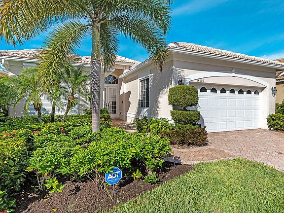 Single Family detached Villa