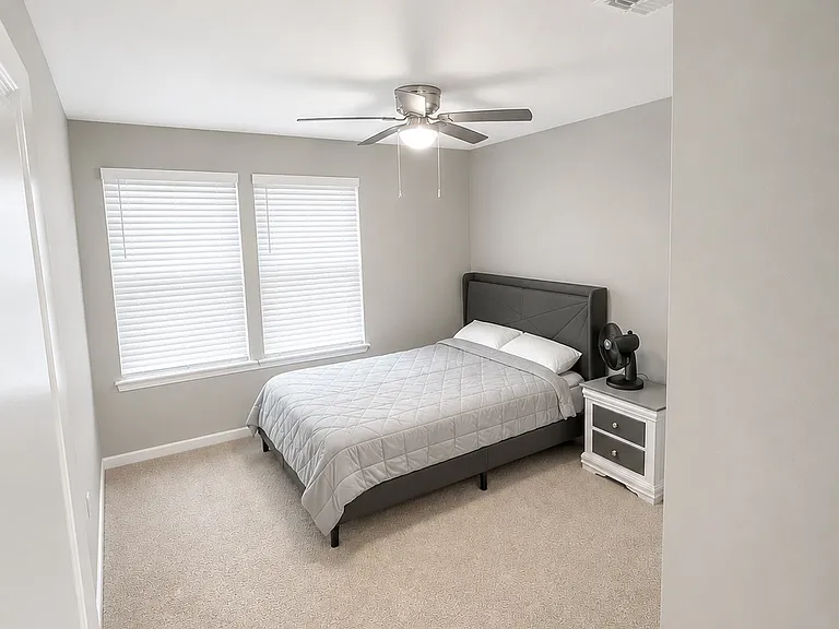 9766 Giada Dr — Photo 15