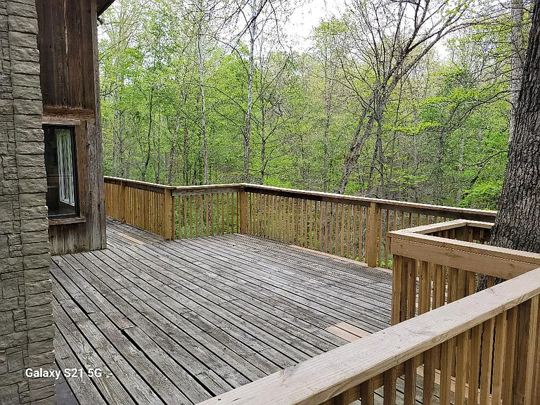 1685 Treetop Ln — Photo 13