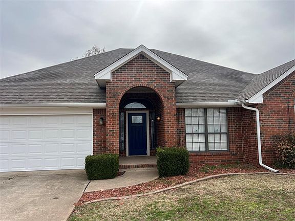 3rd image of 4109 W Castlerock Rd