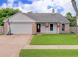 2710 Village Mills Dr, Pearland, TX 77584