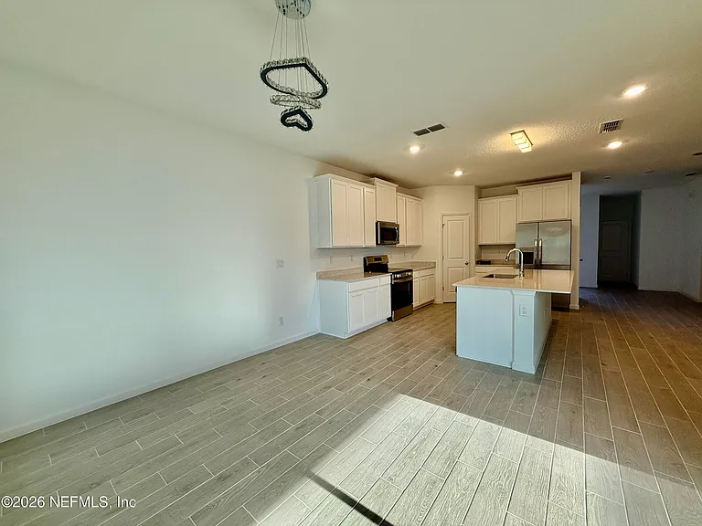 4033 Haydon Burns Pl — Photo 11