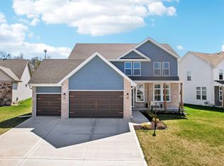 606 Chardonnay Ct, Cambridge, WI 53523