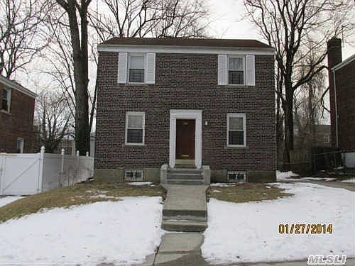 3rd image of 200 Vanderbilt Ave