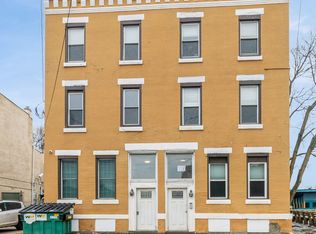 525-527 Penn St #3F, Camden, NJ 08102