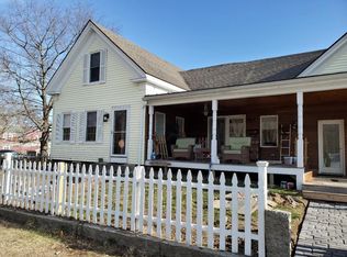 18 Gilmore St, Foxboro, MA 02035
