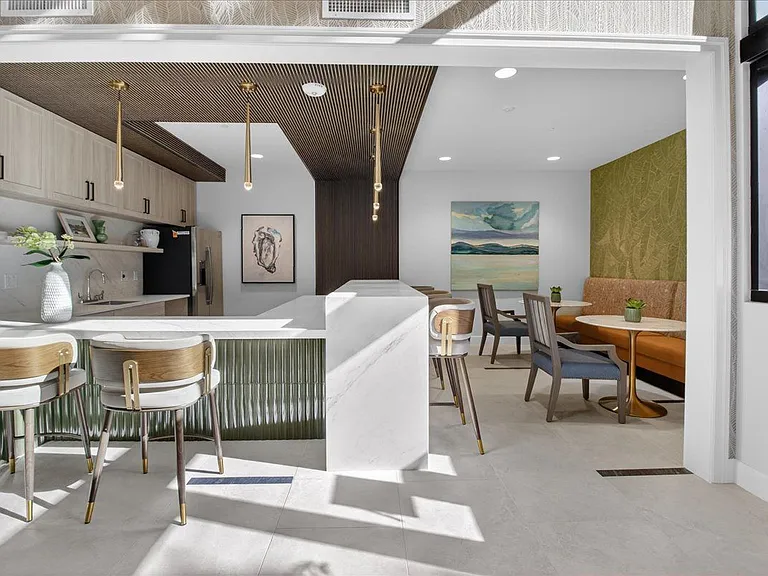 Coastal Senior Residences at The Park Lane — Photo 9