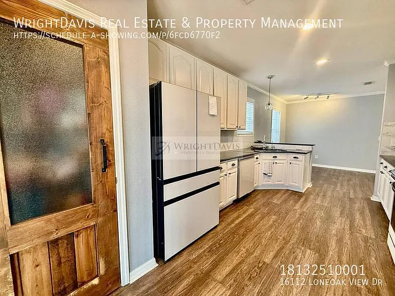 16112 Loneoak View Dr — Photo 16