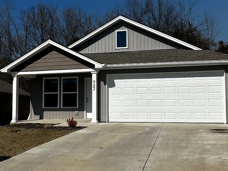 922 Osage Villa Ct — Photo 1