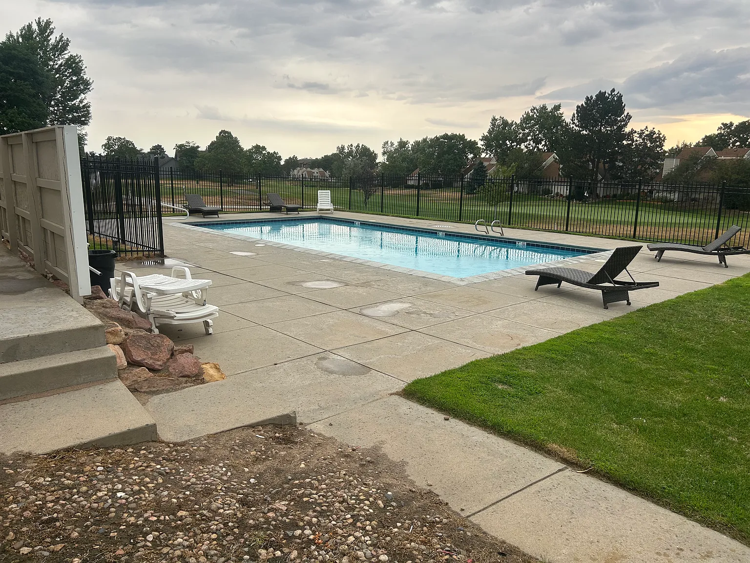 2 bed, 1153 sqft, $2,300 — Photo 1