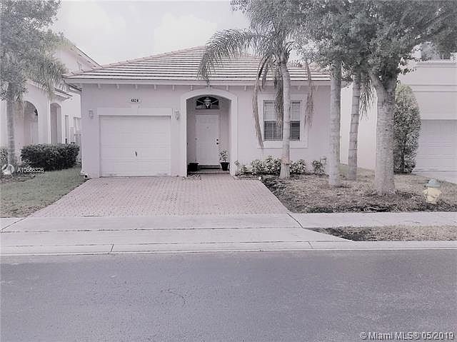 1st image of 4824 NW 20th Pl