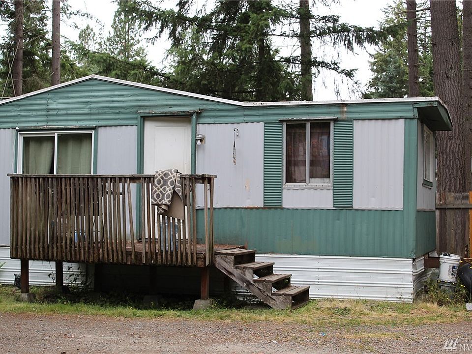 1st image of 16810 Sorbus Ct SE