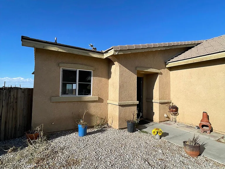 Inyo Ct — Photo 37
