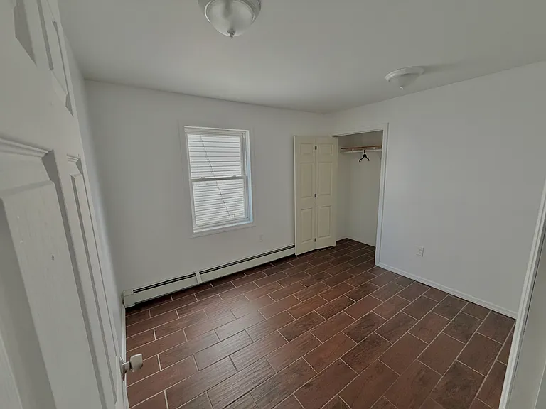 90 Redwood Ave #2 — Photo 3