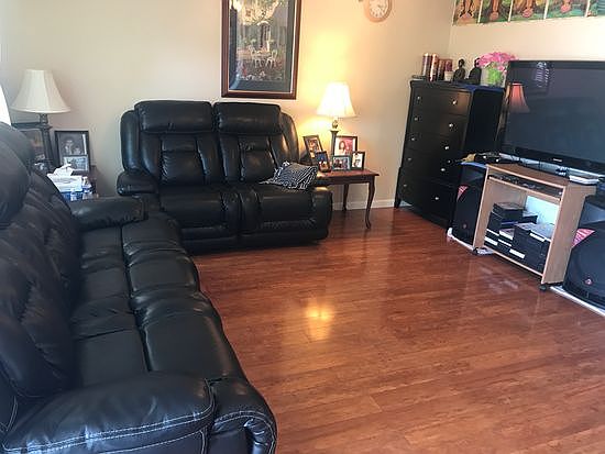 2nd image of 138 Foster Rd