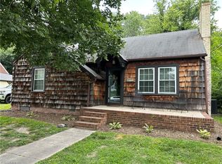 427 Spring St, Mount Airy, NC 27030