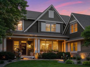 1475 Kingsview Ln N, Plymouth, MN 55447