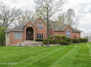10911 Hill Crest Ln, Marengo, IL 60152