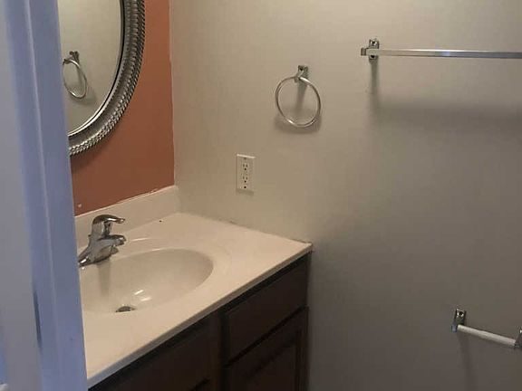 4th image of 1239 Marywood Ct