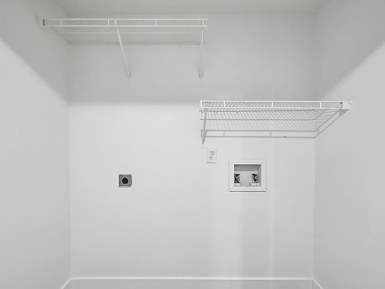 Dublin Park Rental Townhomes — Photo 34