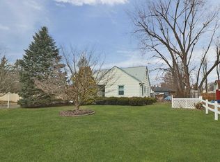 1 Mapleview Rd, Poughkeepsie, NY 12603