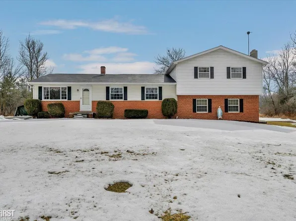 16045 Hough Rd, Allenton, MI 48002