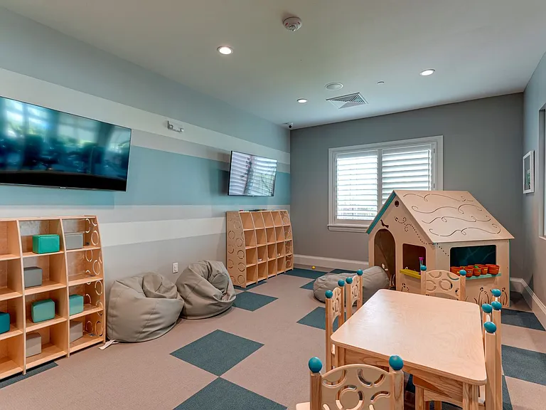 4873 Seafoam Trl — Photo 53