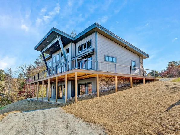 116 Watersong Cir, Union Hall, VA 24176