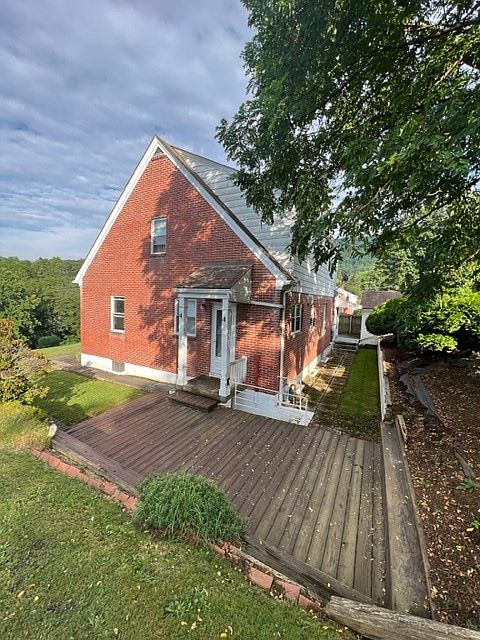 2700 Grandview Ave, Bluefield, WV 24701 | MLS #52381 | Zillow