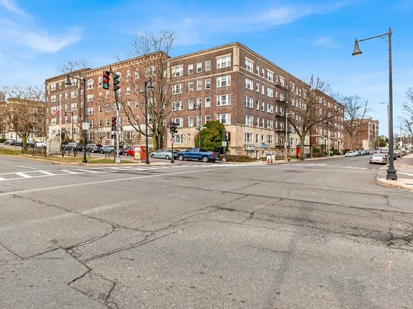 1607 Commonwealth Ave APT 15, Brighton, MA 02135