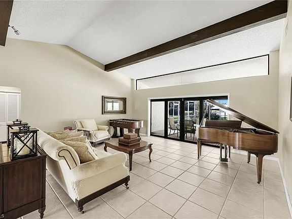 4th image of 1924 Empress CT