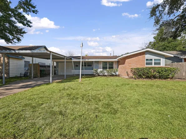 655 Arvana St, Houston, TX 77034