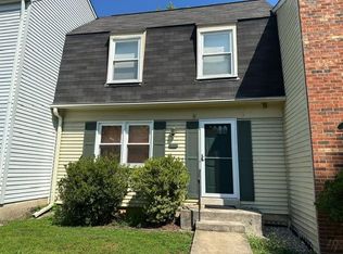 9012 Piney Grove Dr, Fairfax, VA 22031