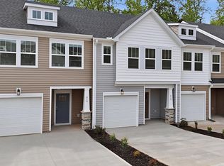 505 E Parima Ct, Spartanburg, SC 29301