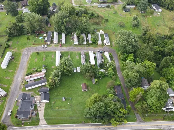 Eugene Loop, Follansbee, WV 26037