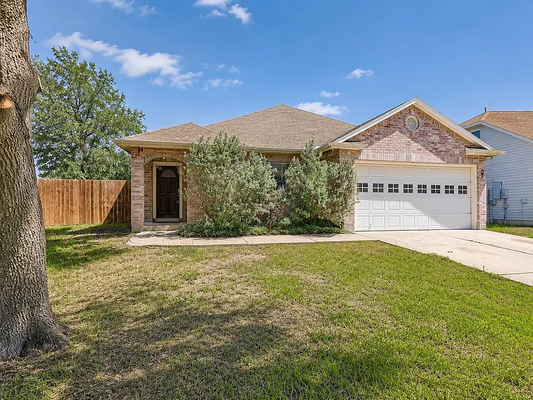 1236 Dexford Dr — Photo 1