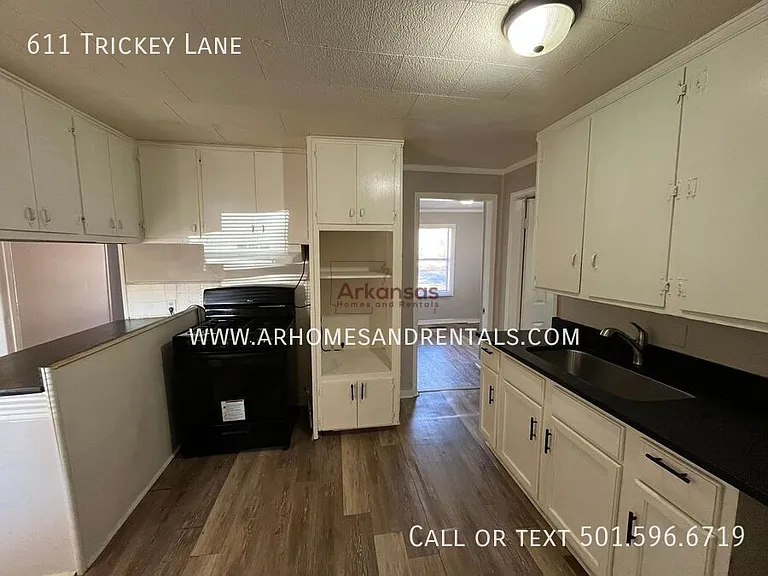 611 Trickey Ln — Photo 5
