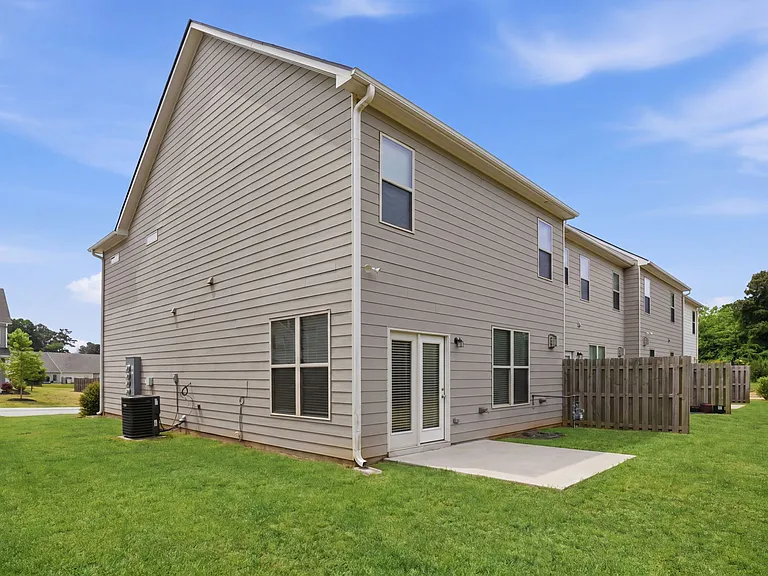 3617 Prospect Point Dr — Photo 20