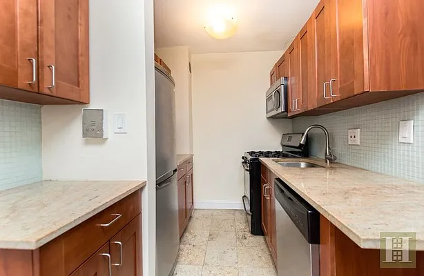 Sold by Halstead Real Estate | media 28