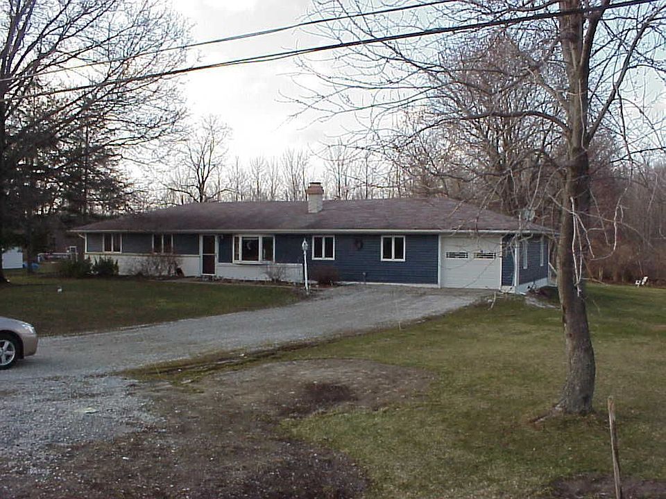 1st image of 3655 Harold Dr