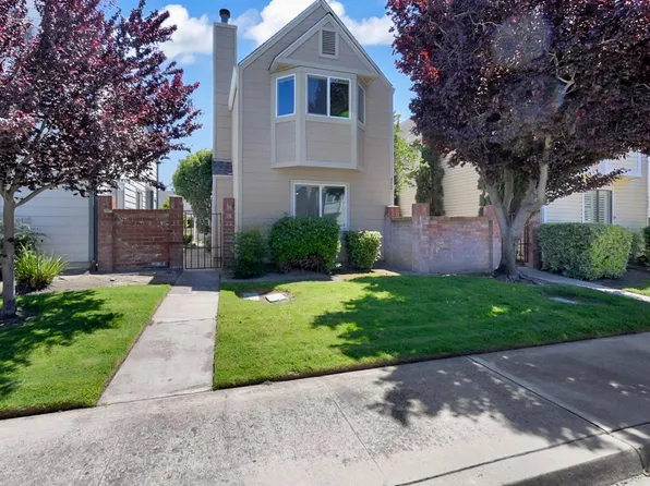 452 Benjamin Pl, Manteca, CA 95337