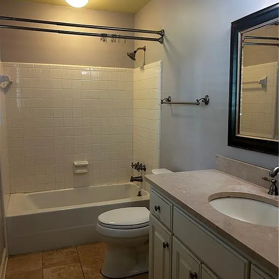 125 Pebble Trl — Photo 18