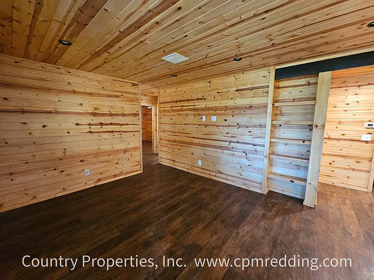 13477 Oak Run Rd — Photo 2
